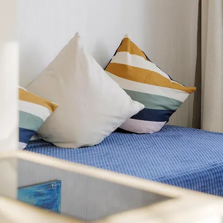 דירה Cozy By The River With Balcony 20min Old Town Free Parking Self Check In