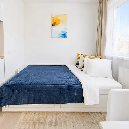 Cozy By The River With Balcony 20min Old Town Free Parking Self Check In * וילנה