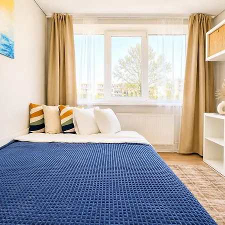 דירה Cozy By The River With Balcony 20min Old Town Free Parking Self Check In וילנה