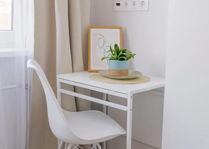 Prie Centro Ramybe Tarp Medziu Vilnius