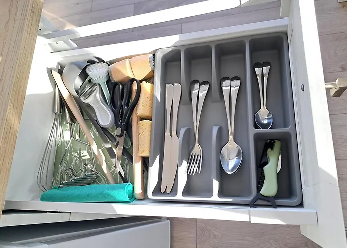 Prie Centro Ramybe Tarp Medziu Apartment *