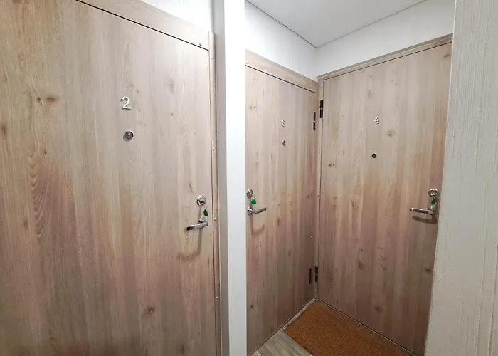 Prie Centro Ramybe Tarp Medziu Apartament *