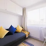 Prie Centro Ramybe Tarp Medziu Apartamento